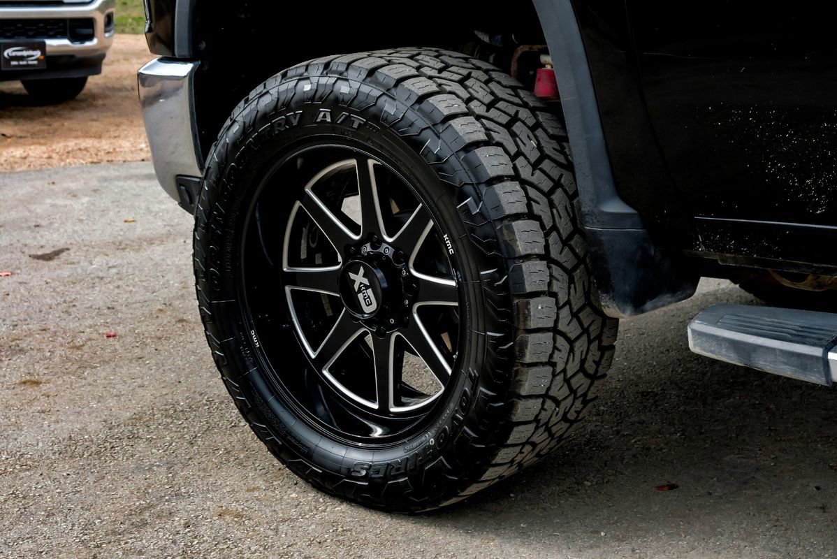 Used 2020 Chevrolet Silverado 2500 LTZ w/ LTZ Texas Edition image 55