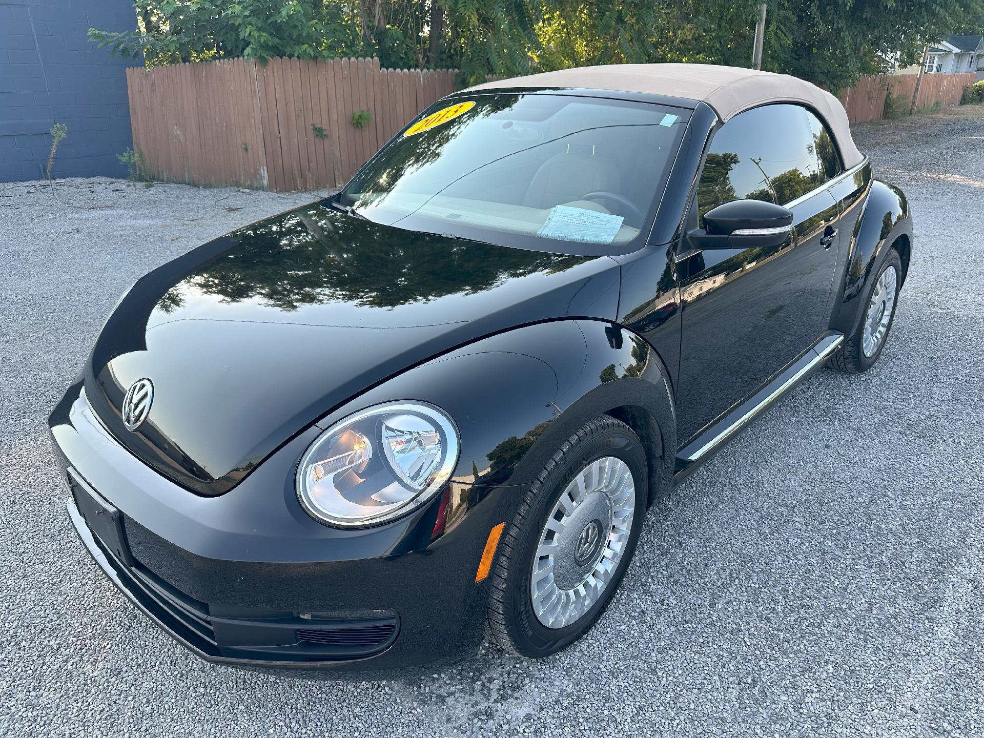 Used 2013 Volkswagen Beetle 2.5