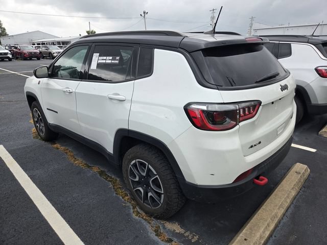 Used 2024 Jeep Compass Trailhawk AWD/4WD image 8