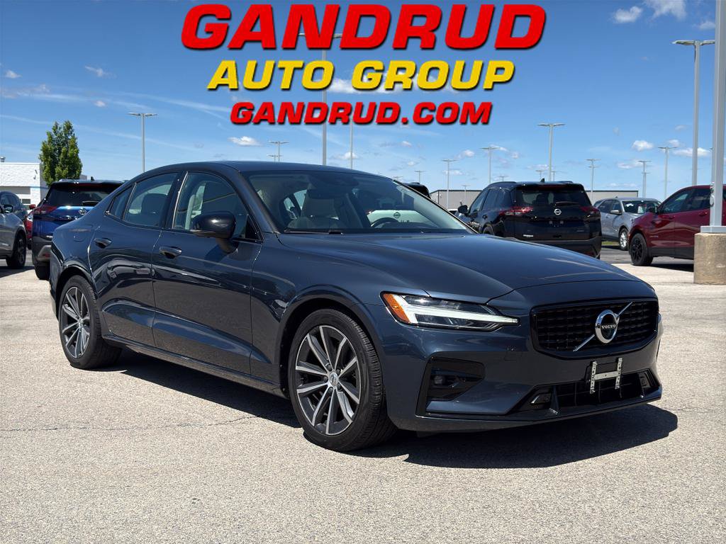 Used 2022 Volvo S60 B5 Inscription