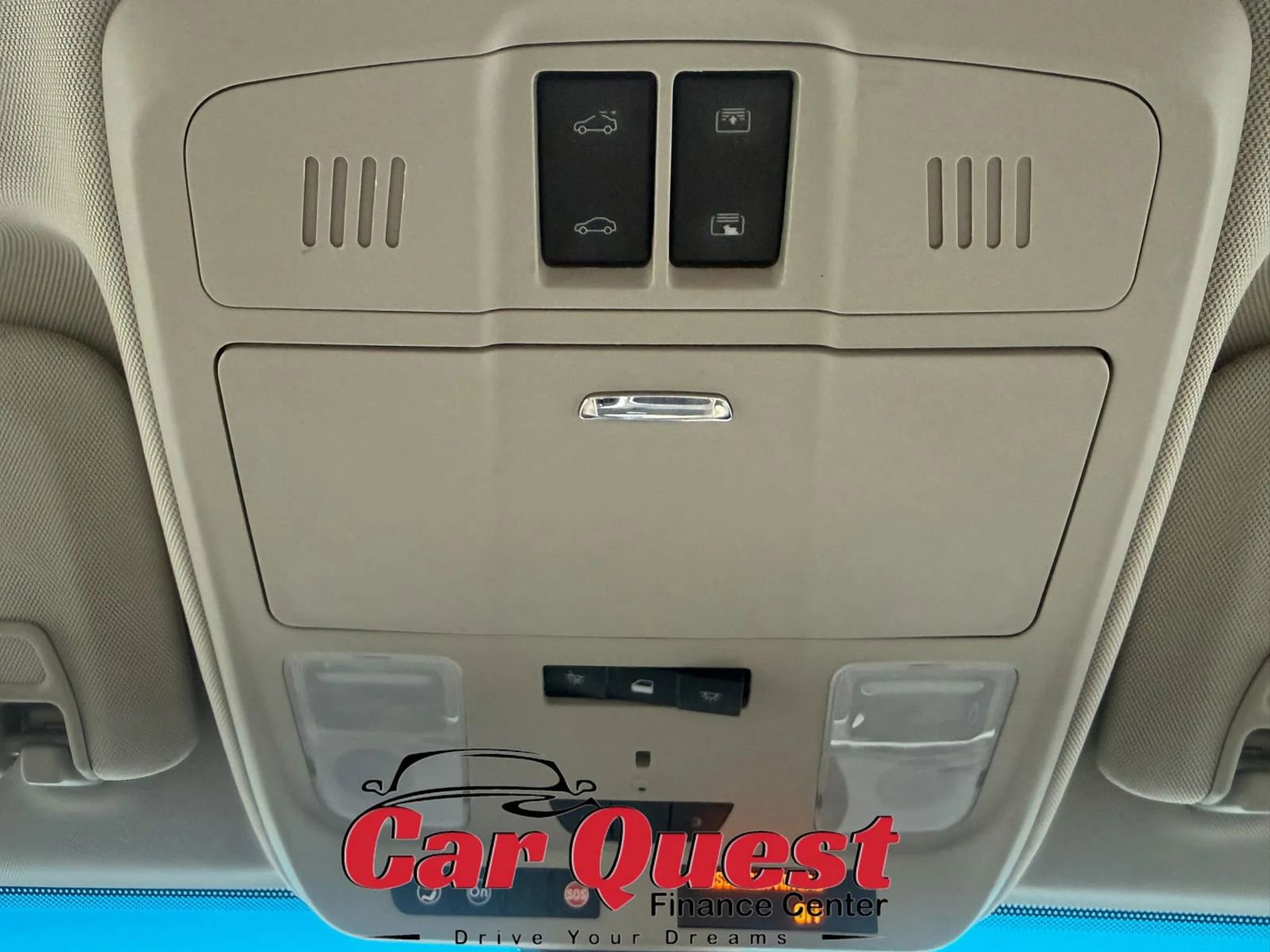 Used 2019 Buick Envision Essence image 24