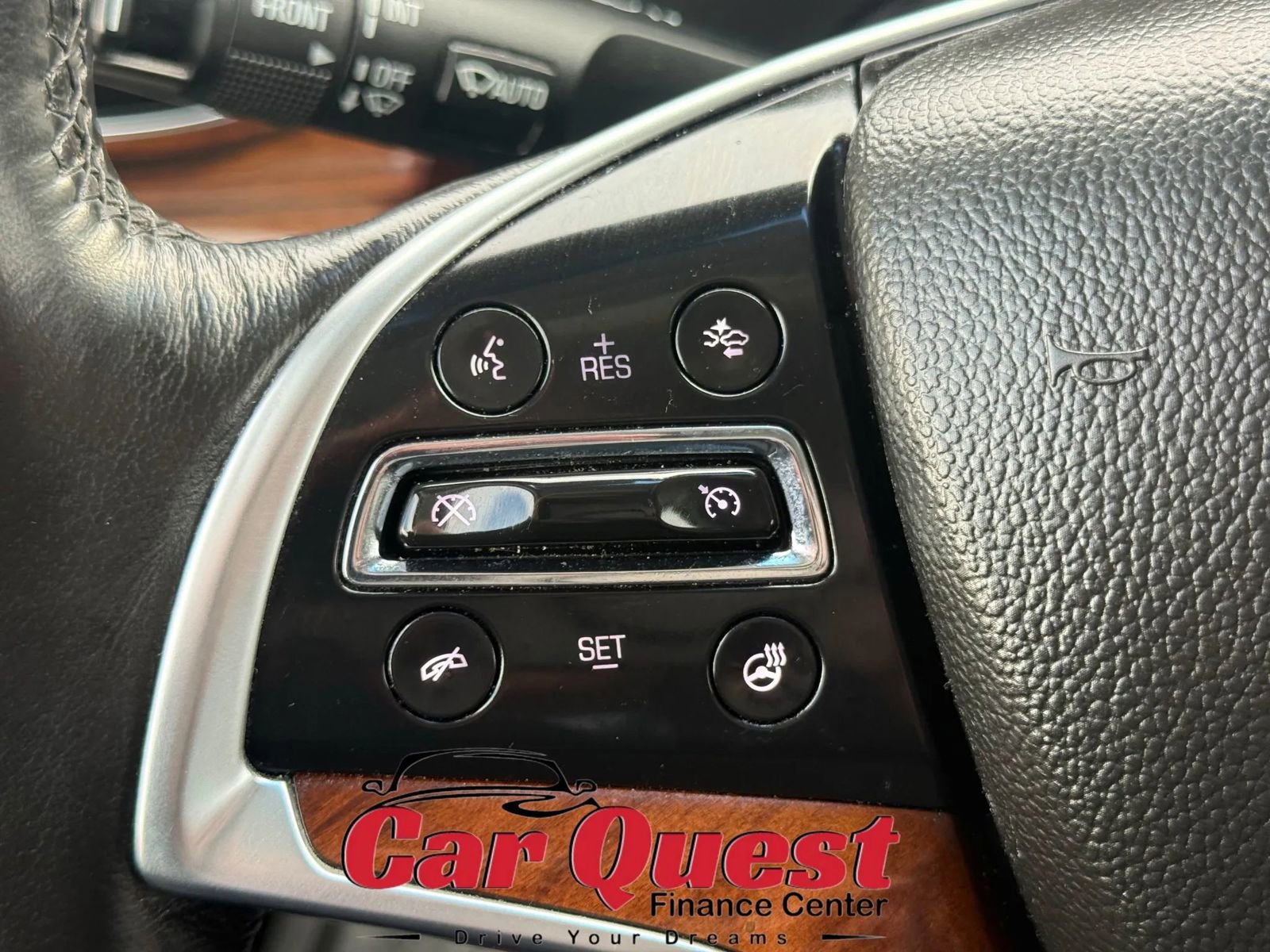 Used 2016 Cadillac Escalade Luxury image 40