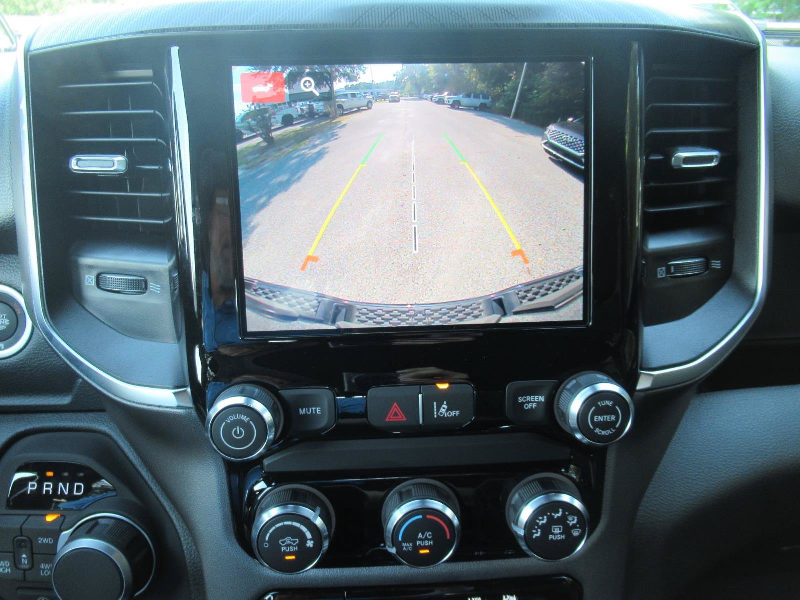 New 2026 RAM 1500 Express AWD/4WD image 30