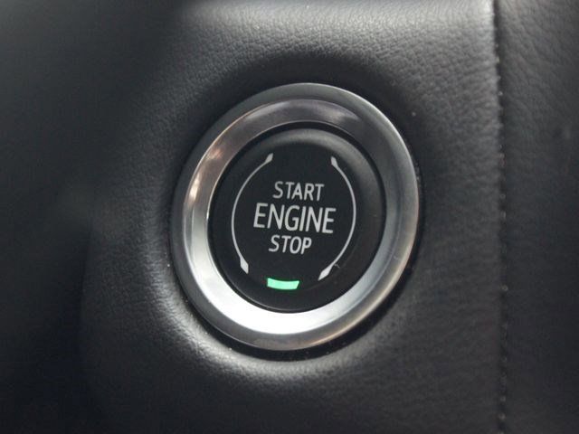 Used 2023 Chevrolet Suburban Premier image 8