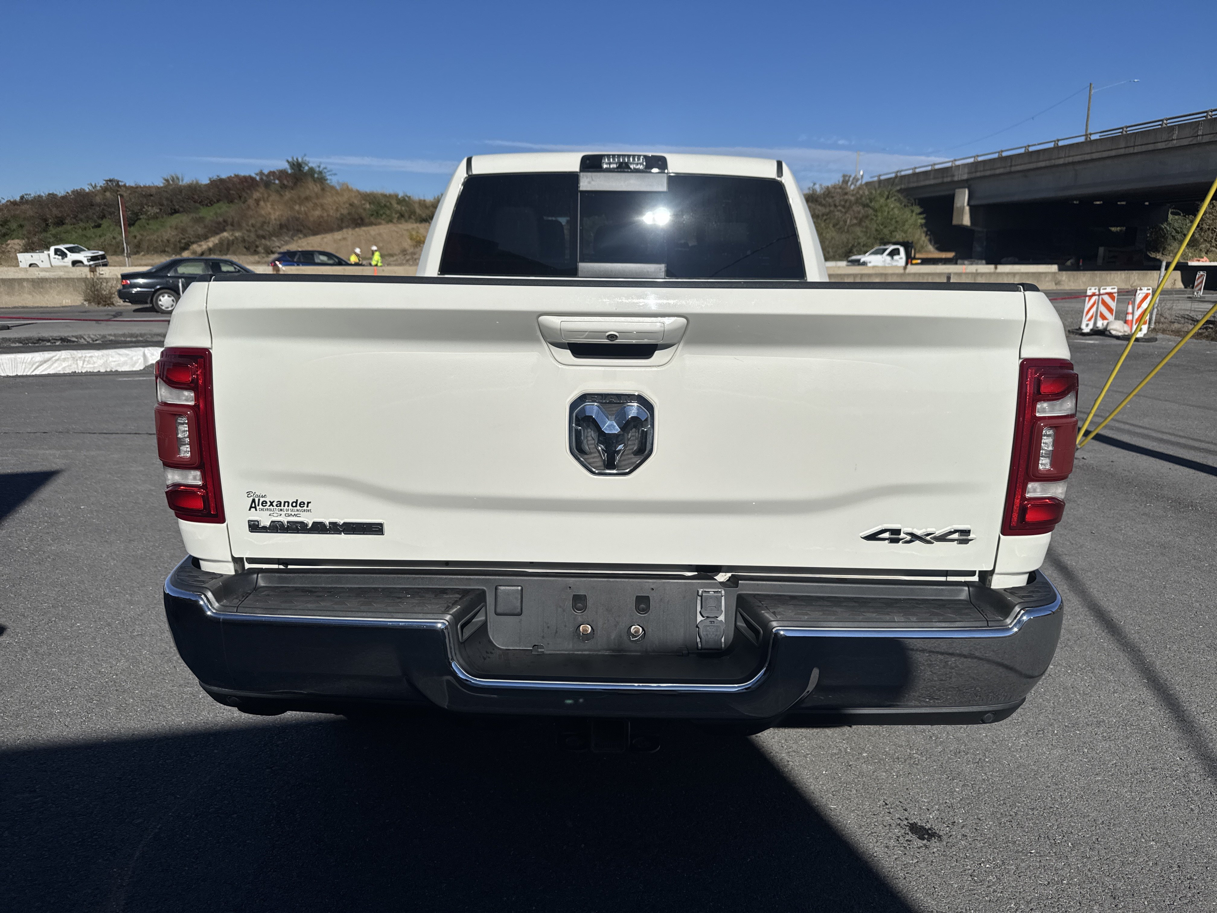 Used 2023 RAM 2500 Laramie AWD/4WD image 17