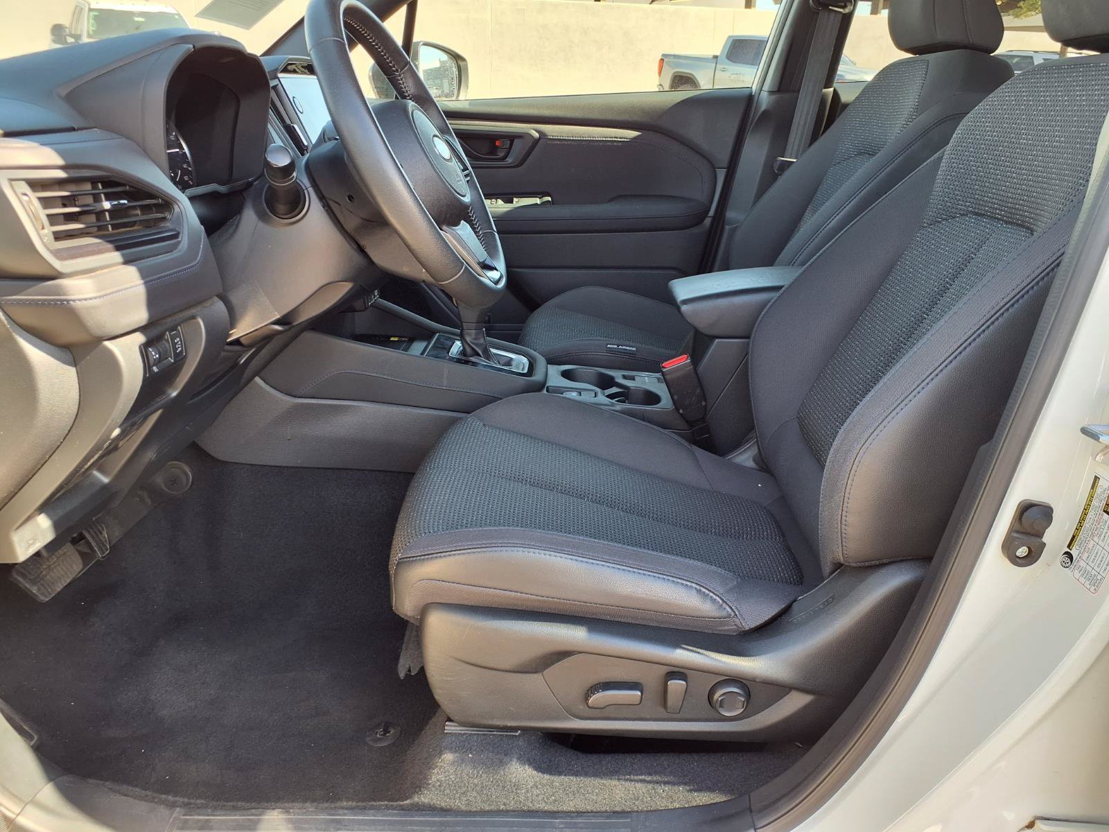 Used 2025 Subaru Forester Premium AWD/4WD image 23