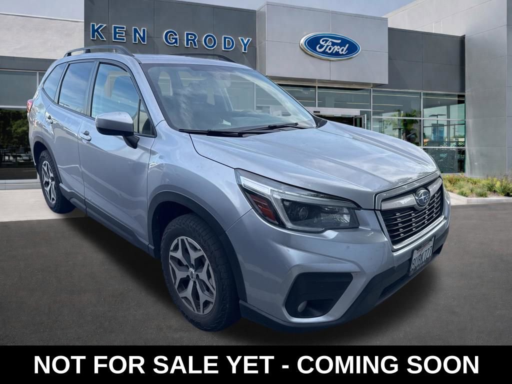 Used 2021 Subaru Forester Premium image 1