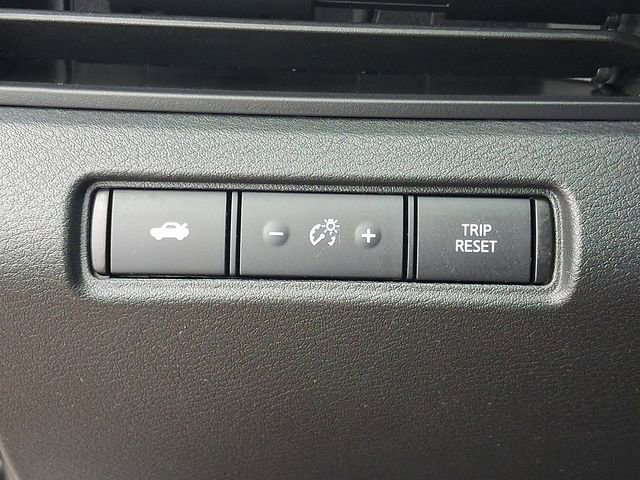 Used 2024 Nissan Altima 2.5 SV image 23