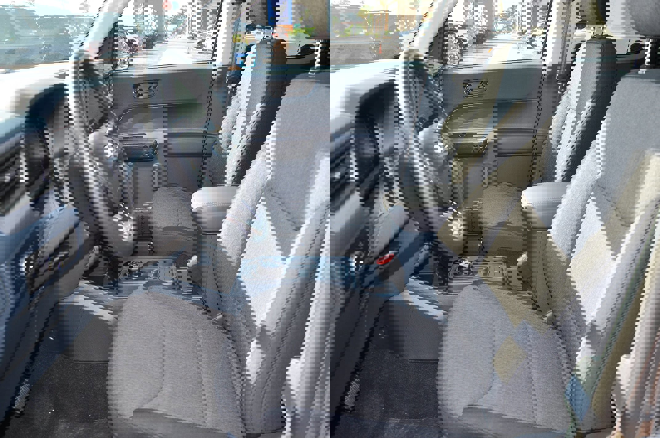 New 2025 Ford Maverick XLT w/ Black Appearance Package image 10