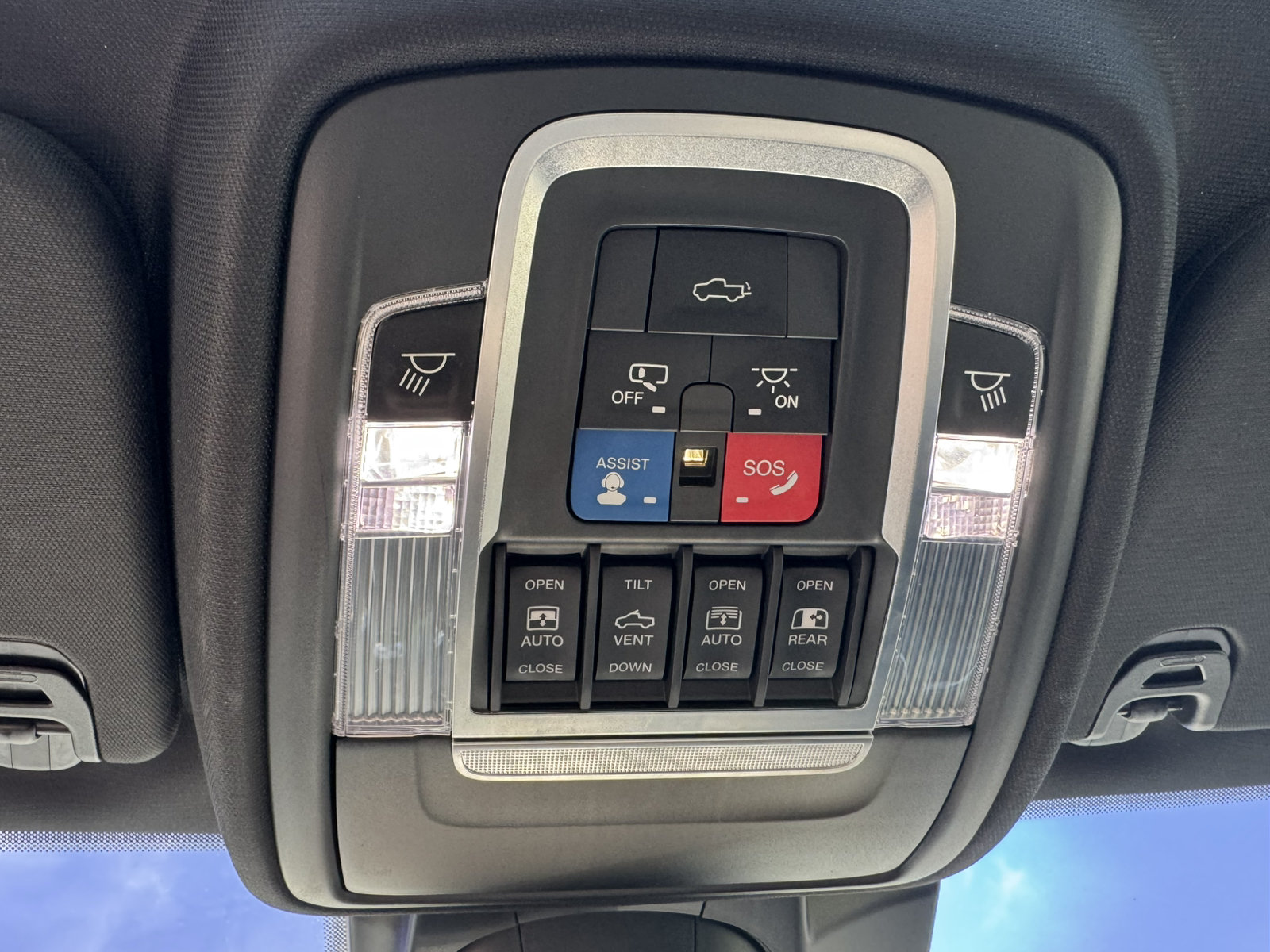 Used 2019 RAM 1500 Limited RWD image 28