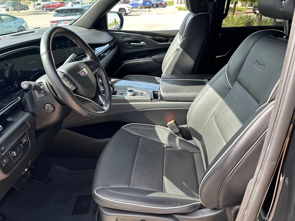 Used 2021 Cadillac Escalade Sport RWD image 18
