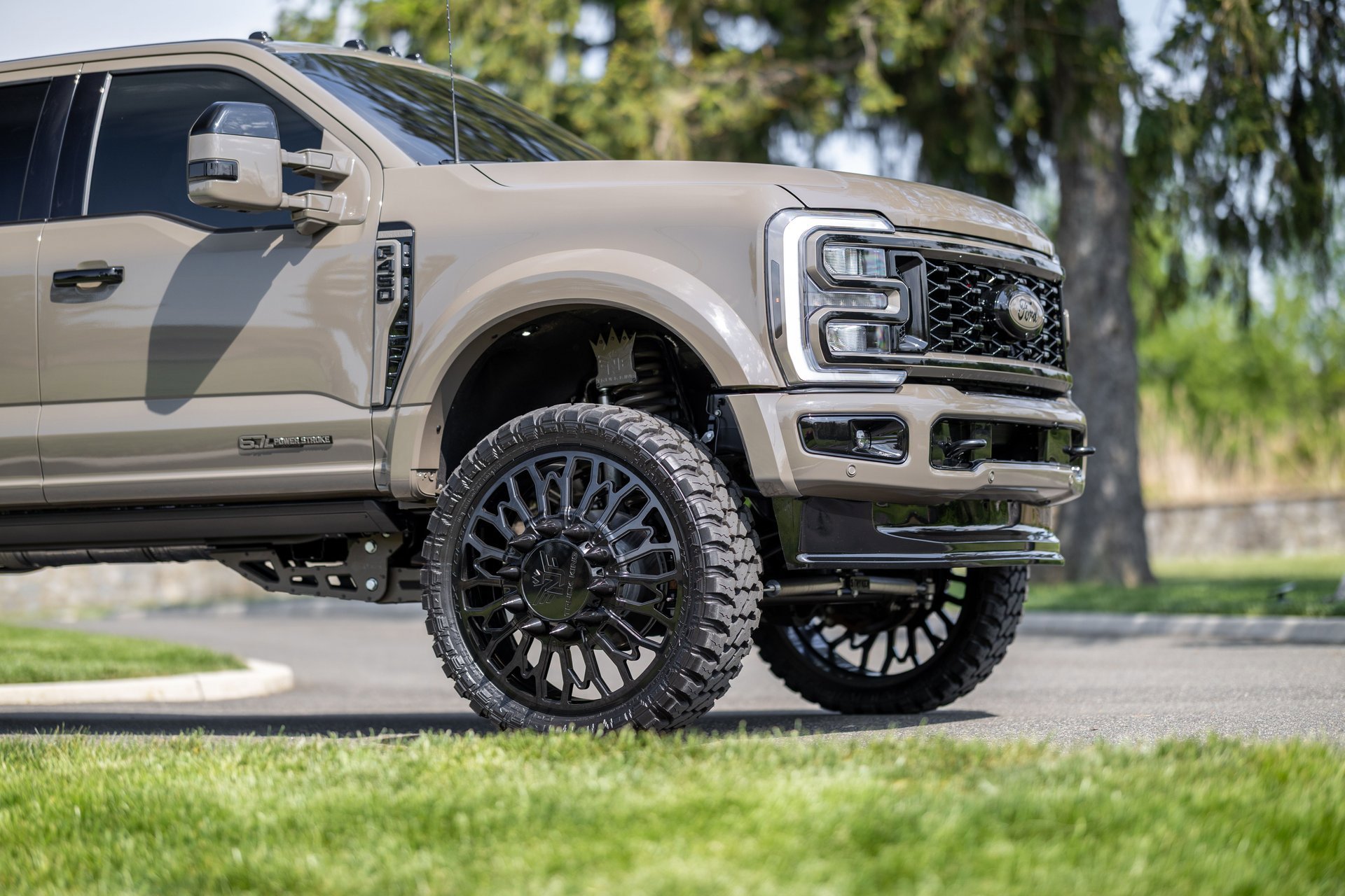 Used 2026 Ford F450 King Ranch w/ Chrome Package AWD/4WD image 16