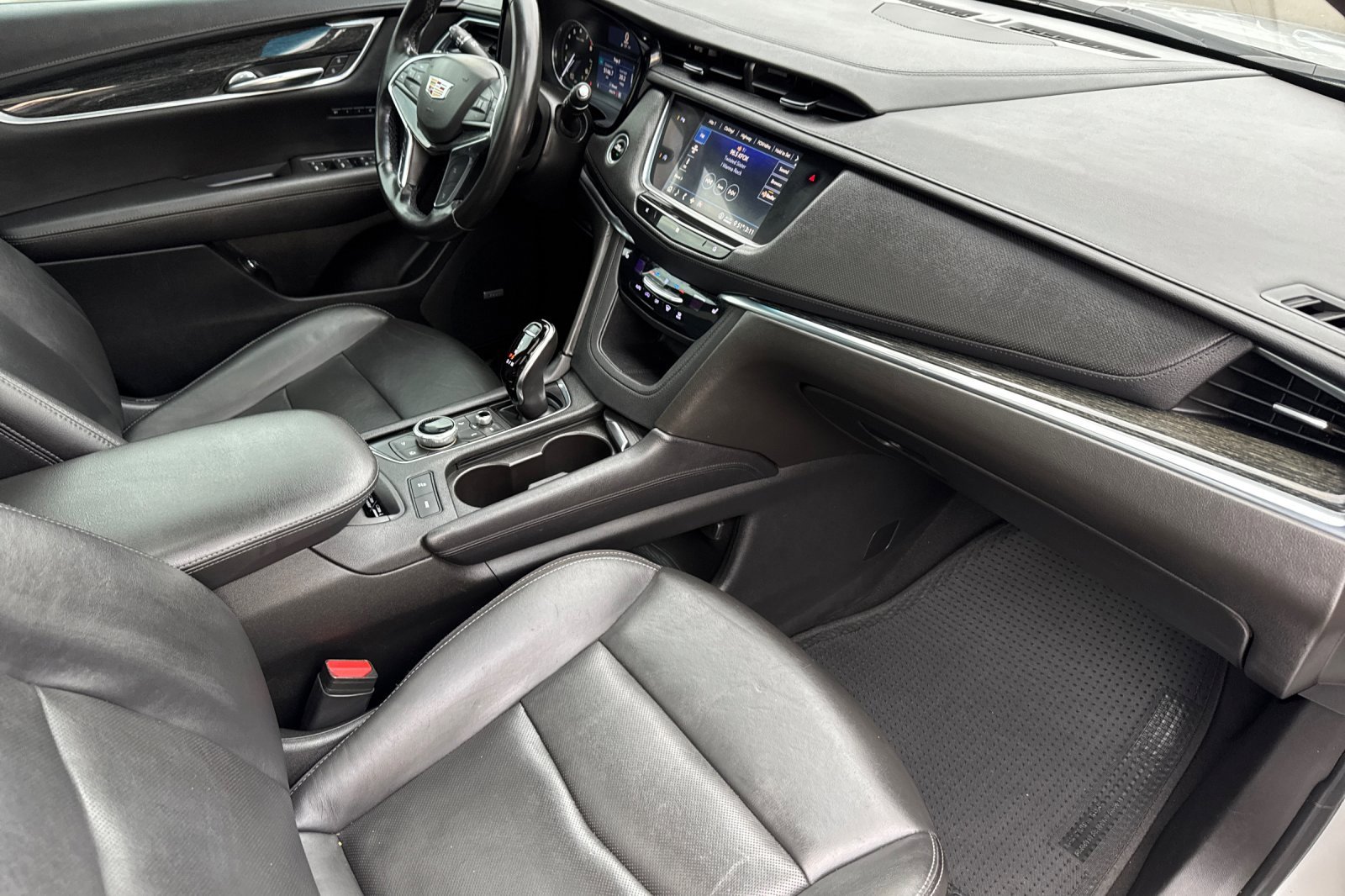 Used 2020 Cadillac XT5 Premium Luxury image 17