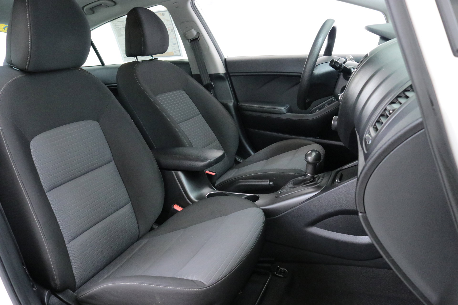 Used 2015 Kia Forte LX w/ Popular Package image 27
