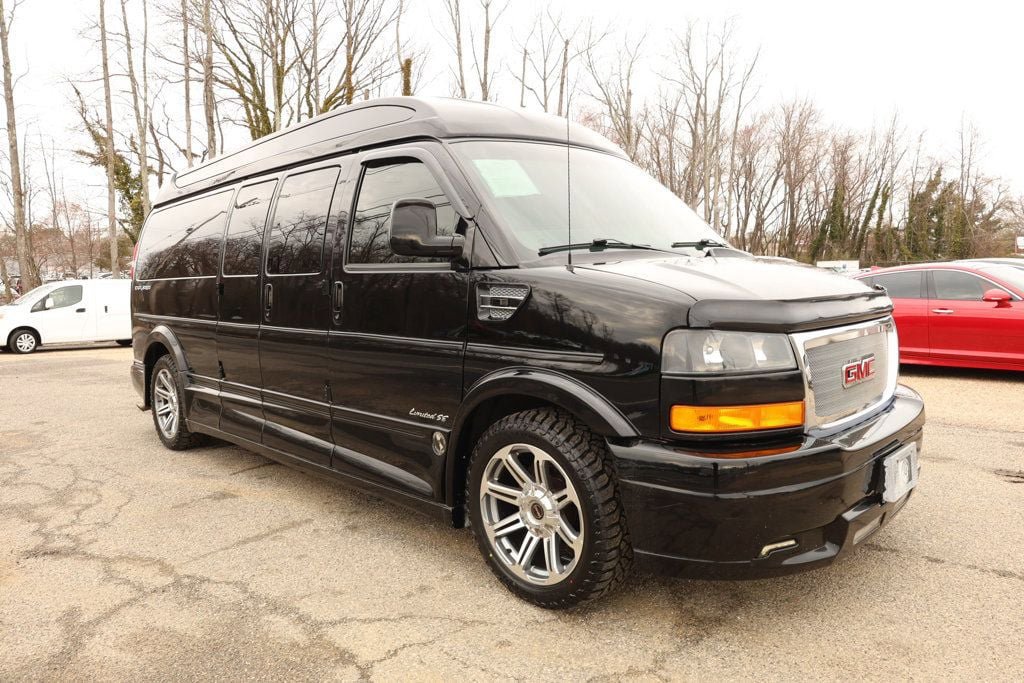 Used 2018 GMC Savana 2500 Extended w/ Enhanced Convenience Package image 7