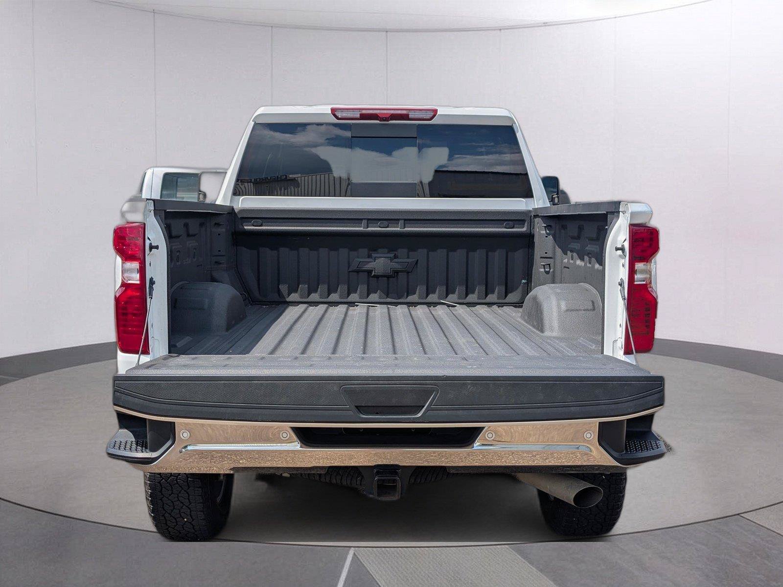 Used 2026 Chevrolet Silverado 2500 LT w/ All Star Edition AWD/4WD image 6