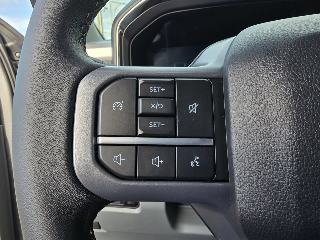New 2027 Ford F250 XLT w/ XLT Premium Package AWD/4WD image 16