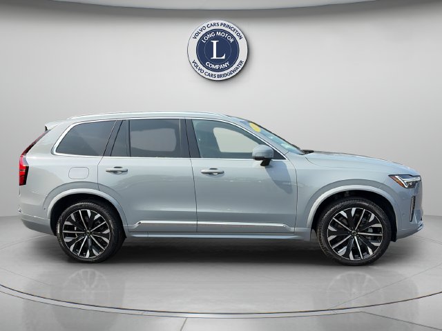 Certified 2026 Volvo XC90 B6 Plus AWD/4WD image 9