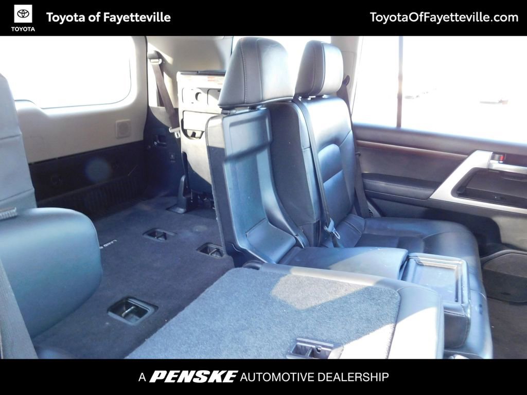 Used 2019 Toyota Land Cruiser image 5