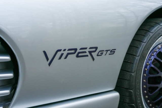 Used 1998 Dodge Viper GTS RWD image 54