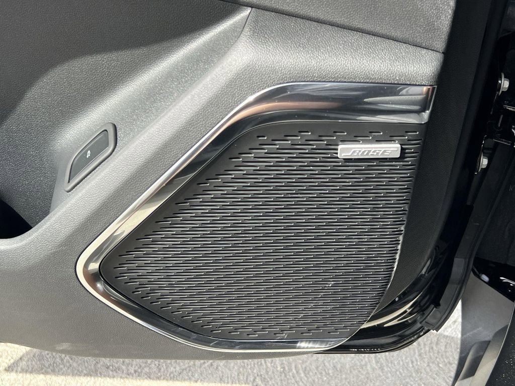 New 2026 GMC Acadia Elevation image 21