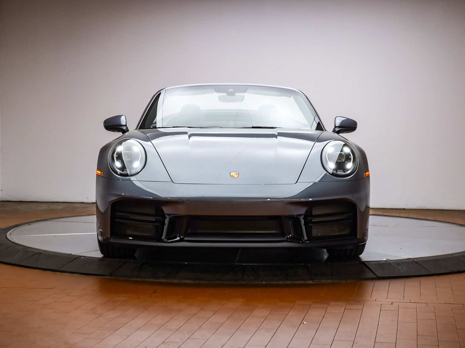 Used 2025 Porsche 911 Carrera image 12