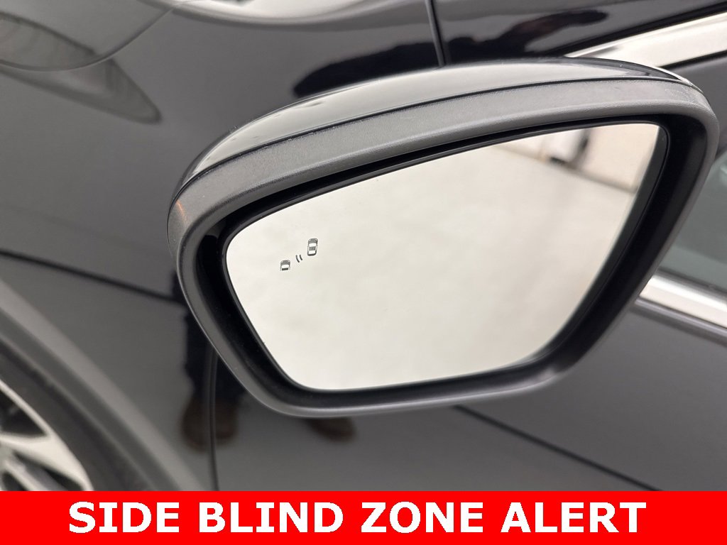 Used 2024 Ford Escape Platinum image 6