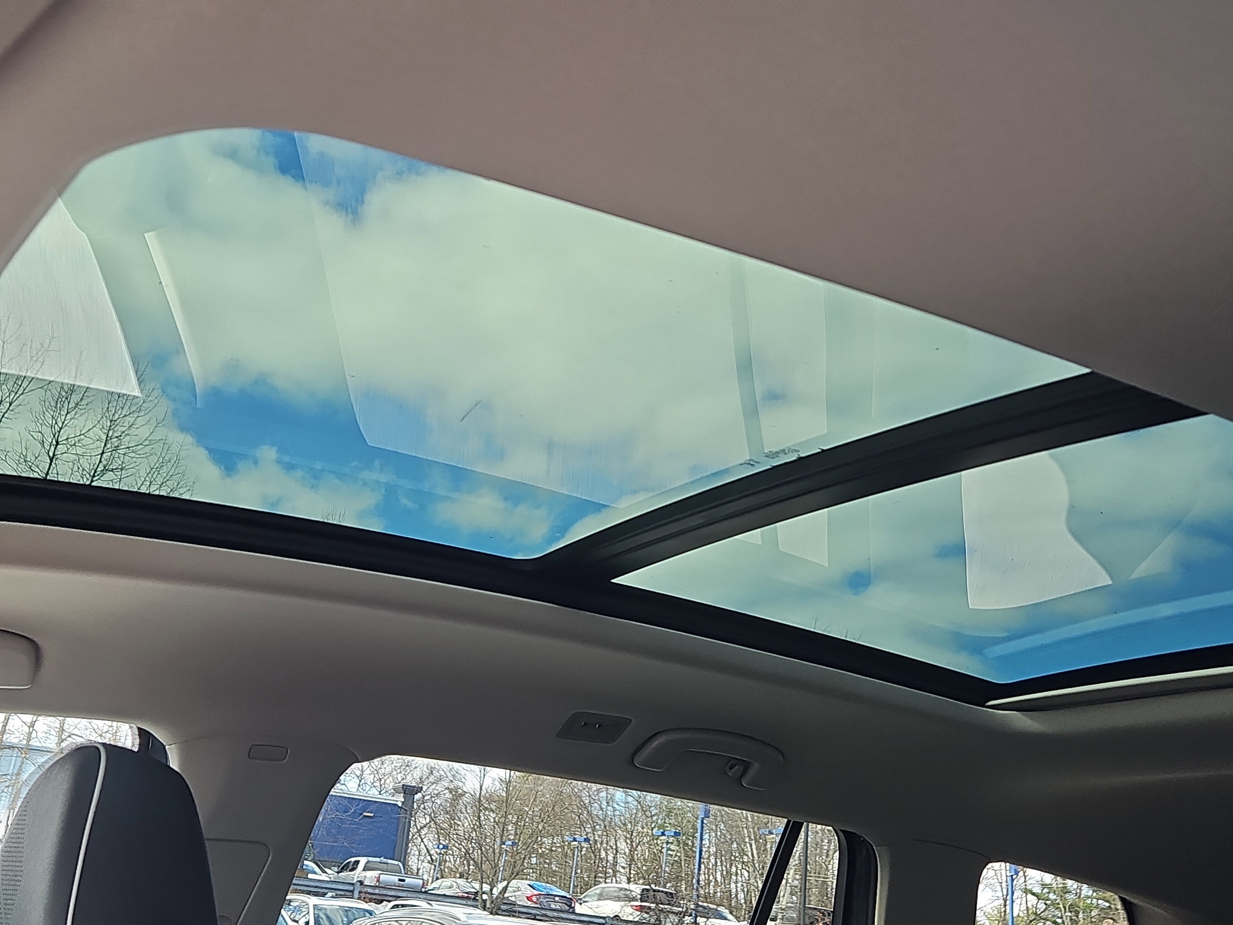 New 2026 Volkswagen Atlas SEL Premium R-Line image 8