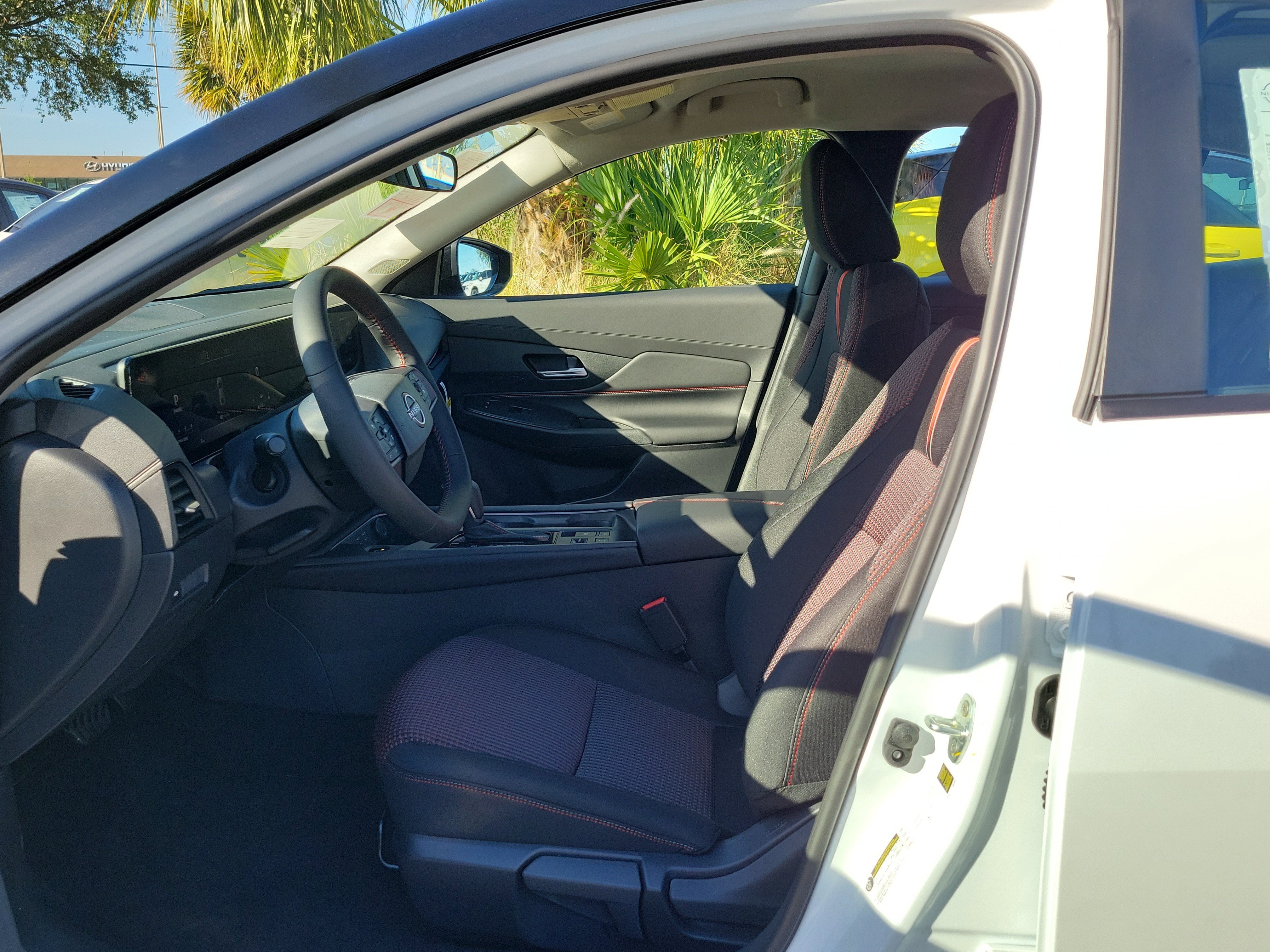 New 2026 Nissan Sentra SR FWD image 11