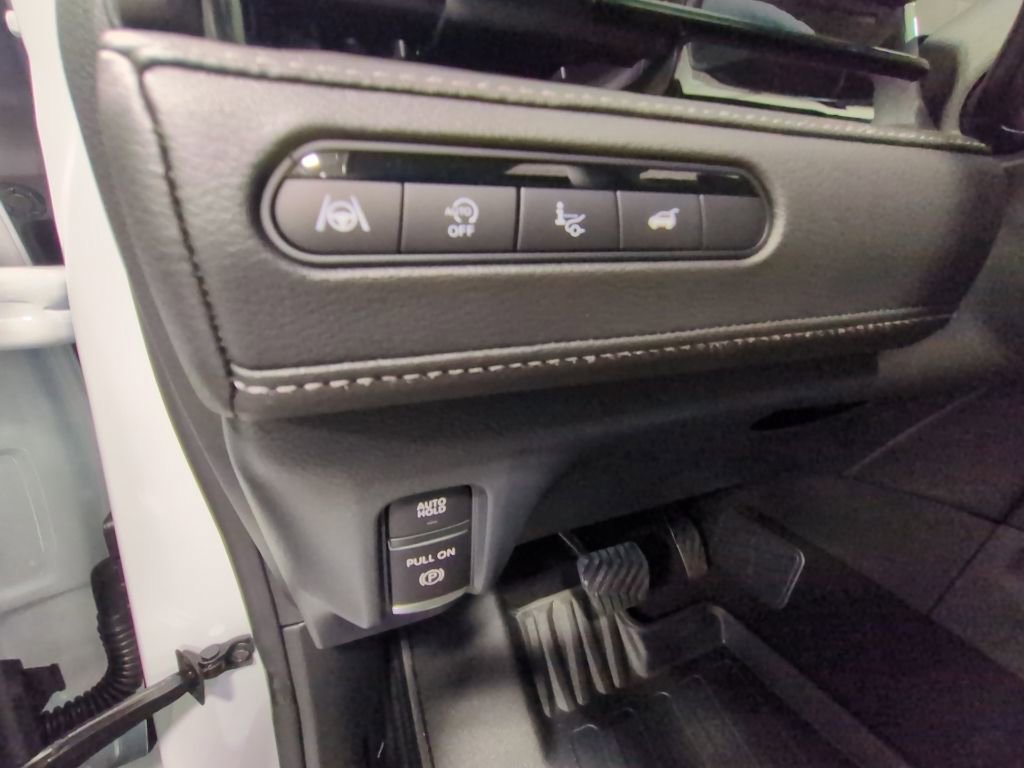 New 2026 INFINITI QX80 Luxe w/ Cargo Package image 12