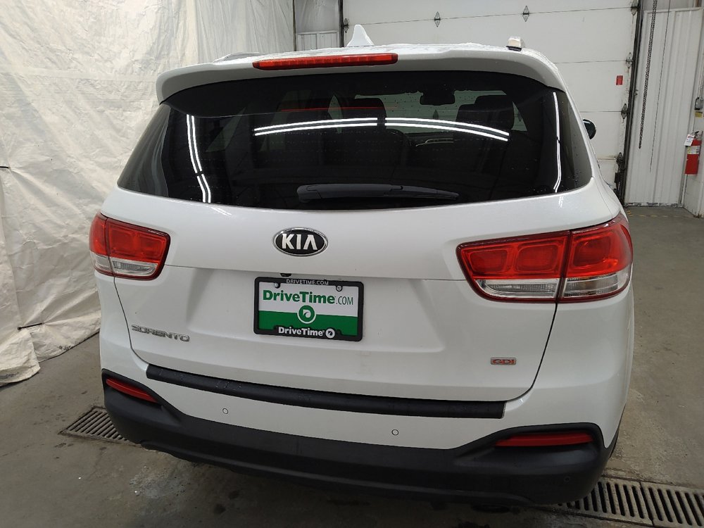 Used 2016 Kia Sorento LX w/ LX Convenience Package image 7