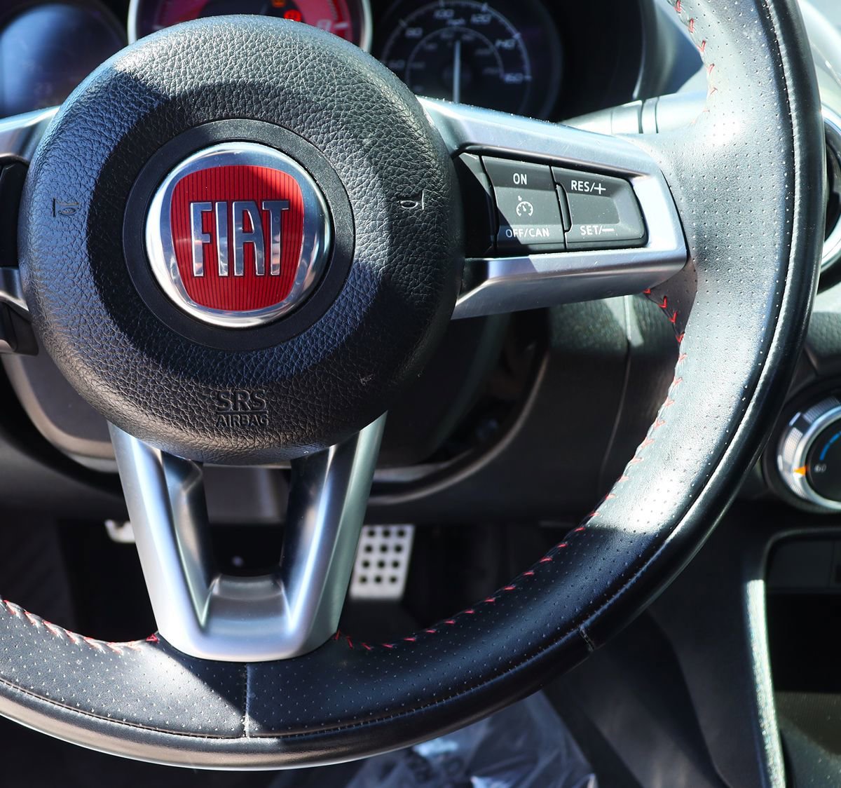 Used 2017 FIAT 124 Spider Abarth image 47
