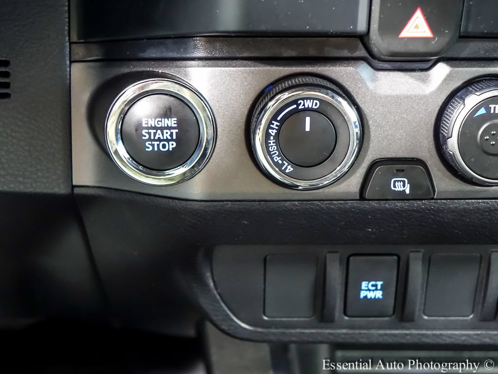 Used 2023 Toyota Tacoma TRD Sport AWD/4WD image 18