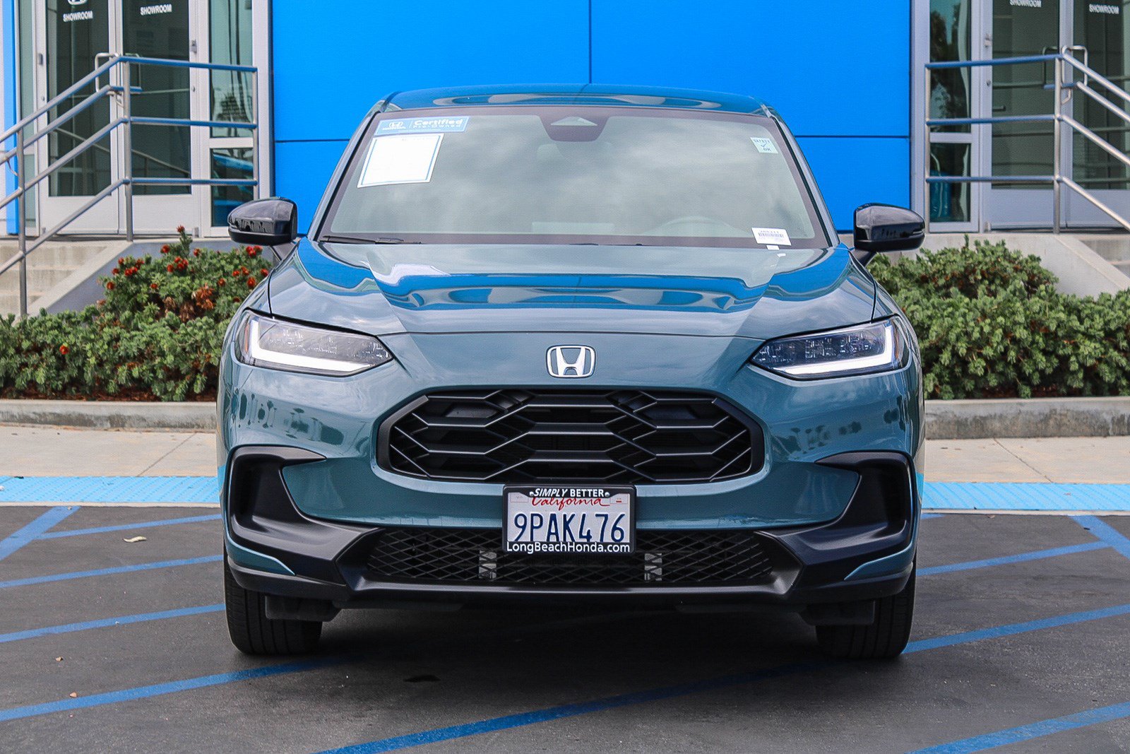 Certified 2025 Honda HR-V Sport image 2