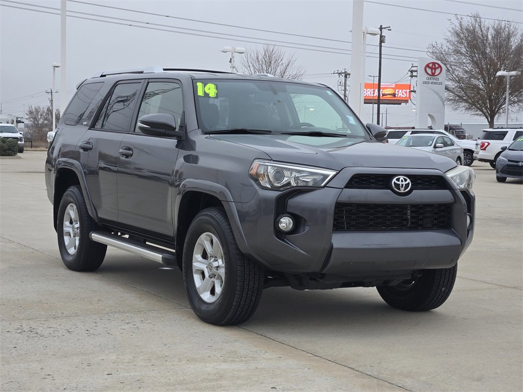 Used 2014 Toyota 4Runner SR5 Premium image 3