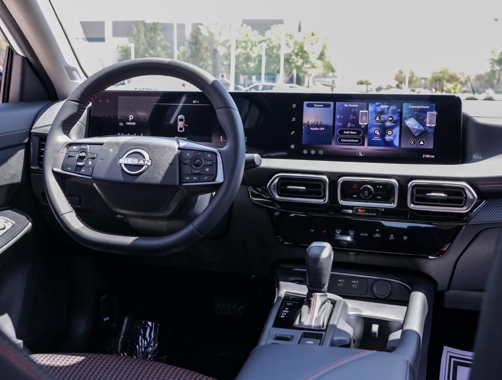 New 2026 Nissan Sentra SR w/ Floor Mat Package FWD image 22