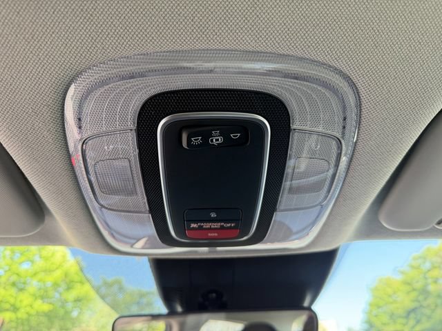 Used 2022 Hyundai Elantra SEL FWD image 25