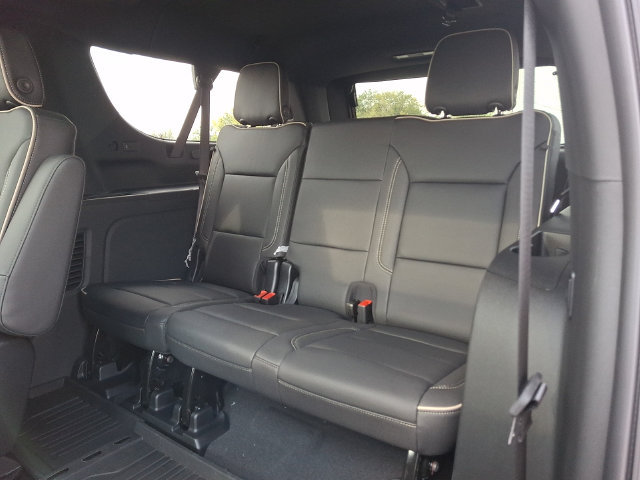 New 2026 GMC Yukon XL Elevation w/ Elevation Premium Package AWD/4WD image 12