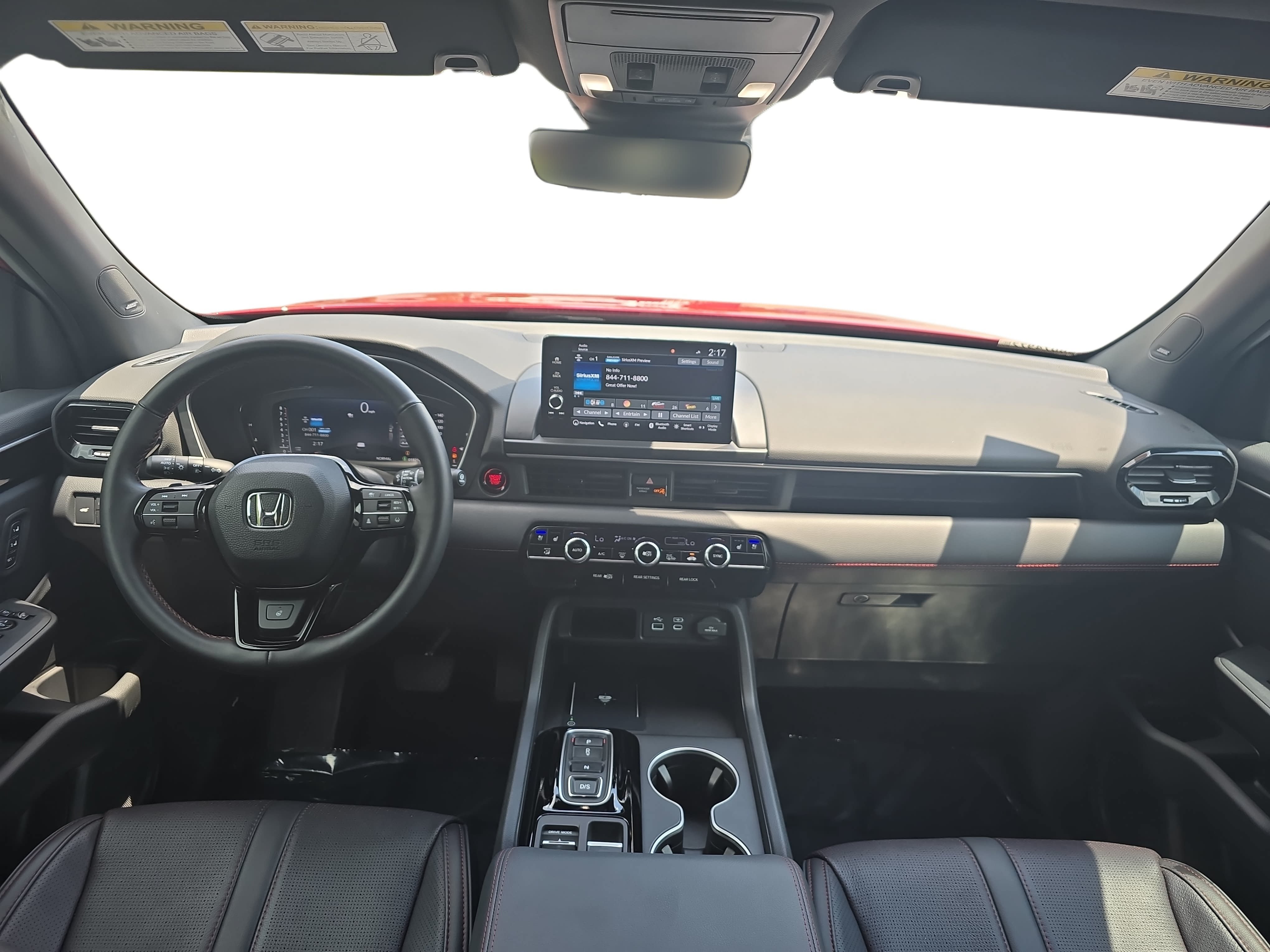 Used 2025 Honda Pilot Black Edition image 9