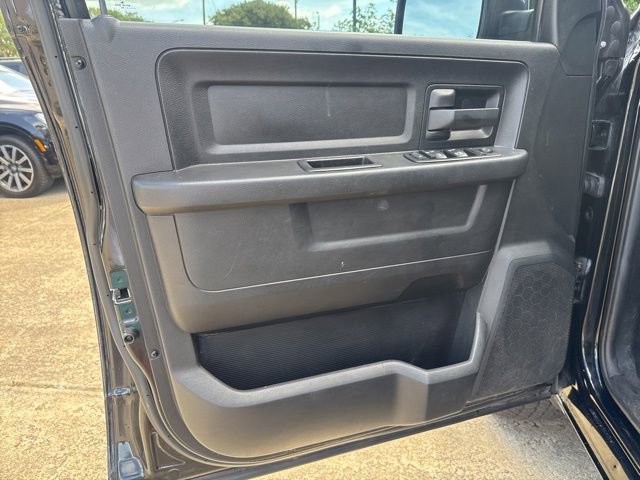 Used 2014 RAM 1500 Express w/ Black Ram 1500 Express Group AWD/4WD image 19