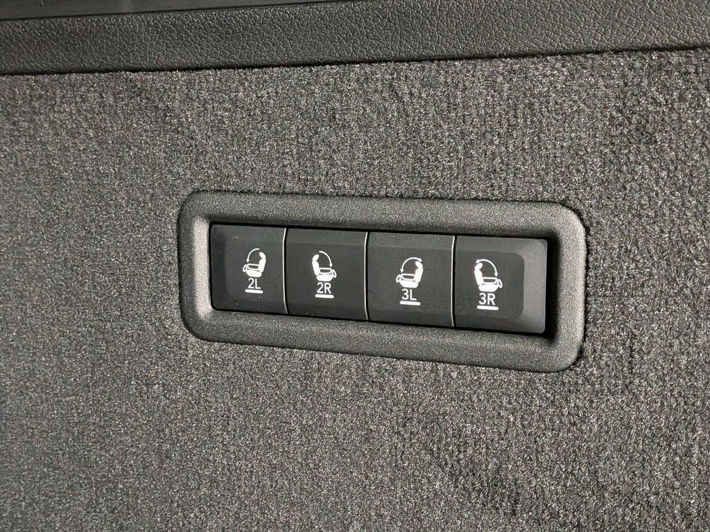 New 2026 Jeep Grand Wagoneer Summit w/ Premium Group III image 6