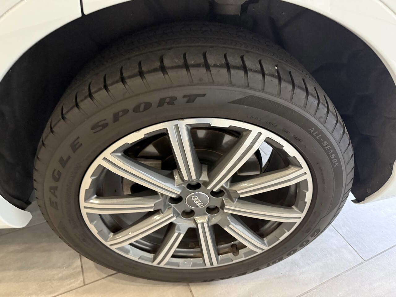 Used 2017 Audi Q7 3.0T Premium Plus image 55