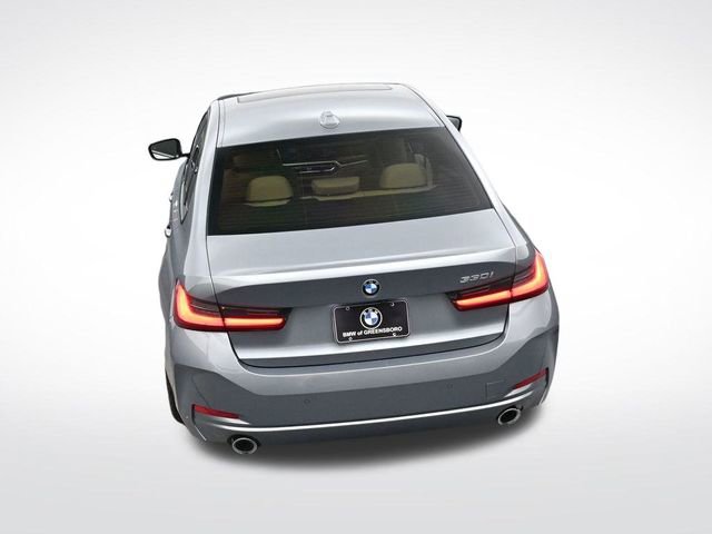 Used 2023 BMW 330i Sedan w/ Driving Assistance Package image 27