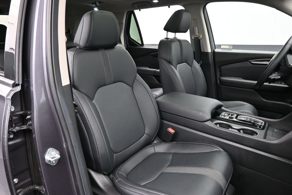 Certified 2025 Honda Pilot Touring image 40