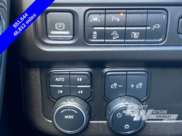 Used 2022 Chevrolet Tahoe Z71 w/ Luxury Package image 31