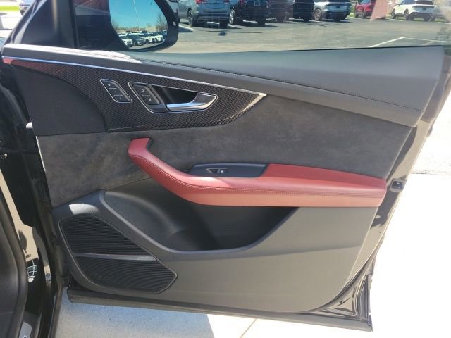 Used 2022 Audi SQ8 Prestige w/ Prestige Package image 25