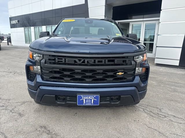 Certified 2022 Chevrolet Silverado 1500 Custom AWD/4WD image 2