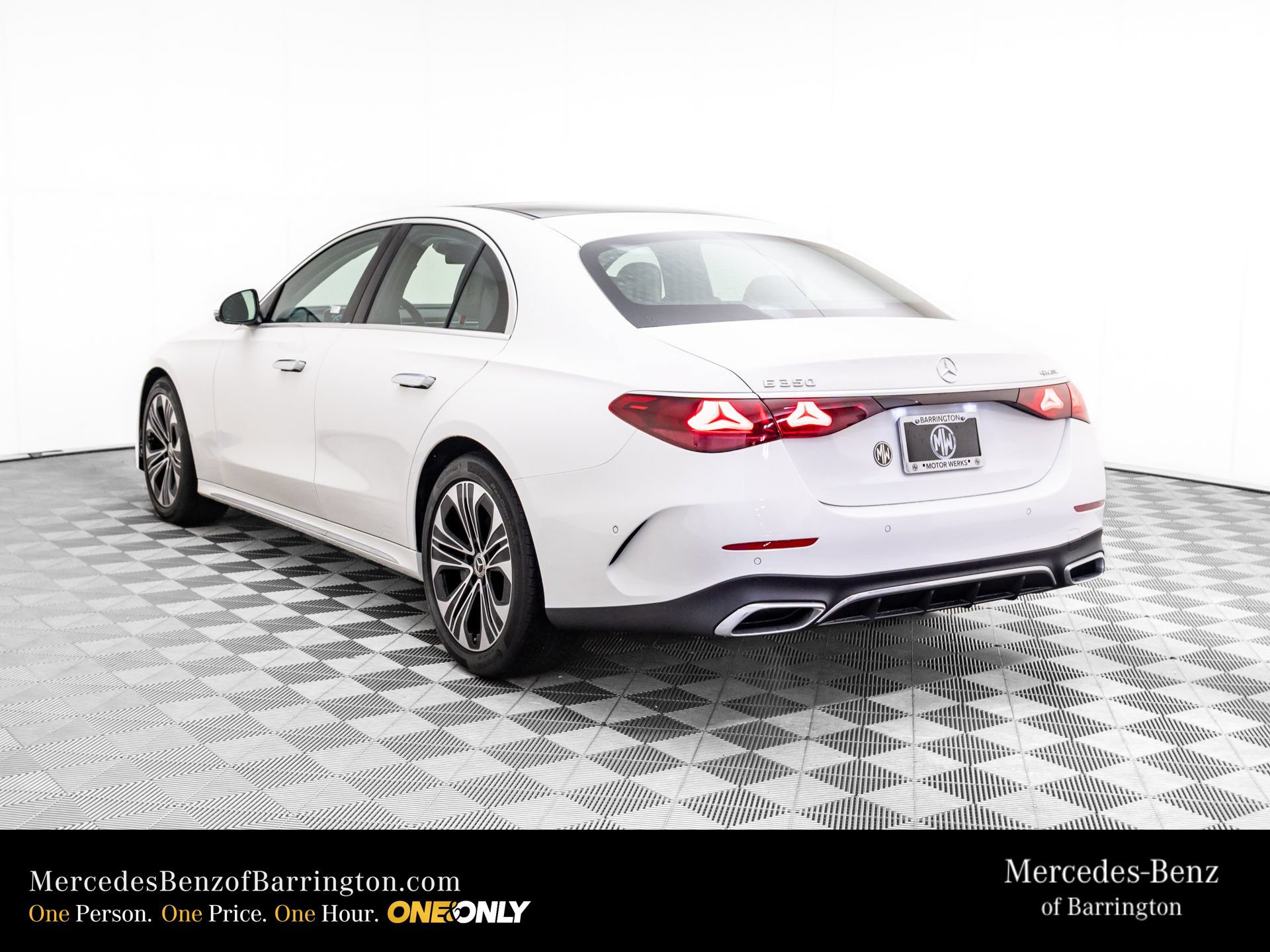New 2026 Mercedes-Benz E 350 4MATIC Sedan video 3