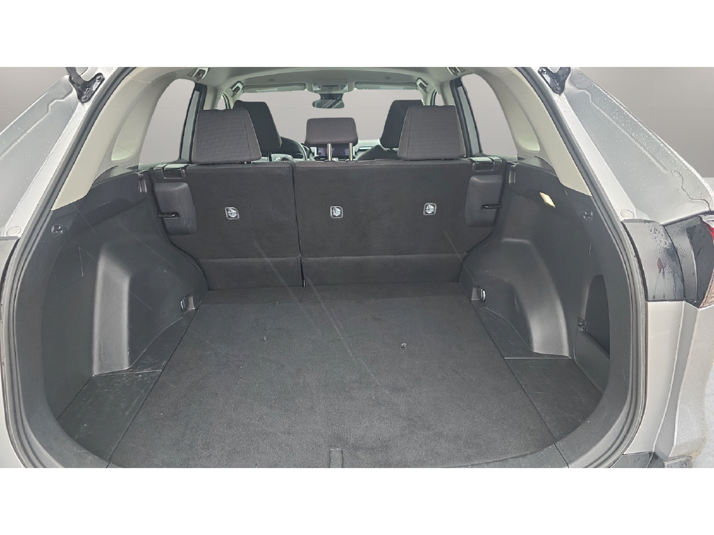 Used 2025 Toyota RAV4 LE FWD image 9