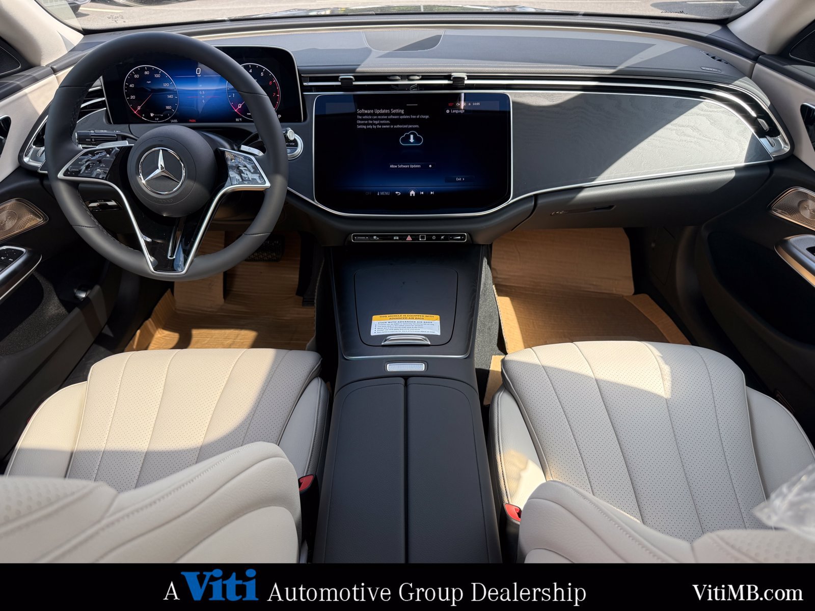 New 2027 Mercedes-Benz E 450 4MATIC Sedan image 2
